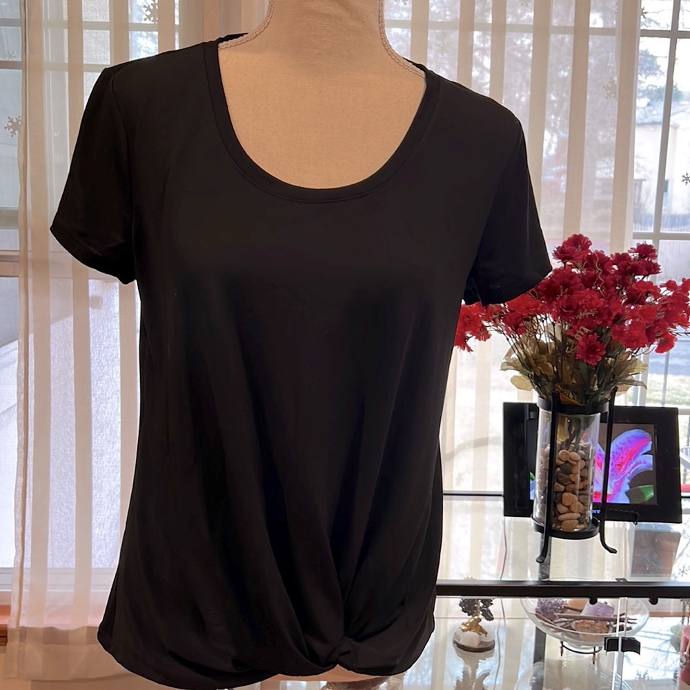 Beautiful Basic Black Crepe Short Sleeve Tee w/knotted Waist